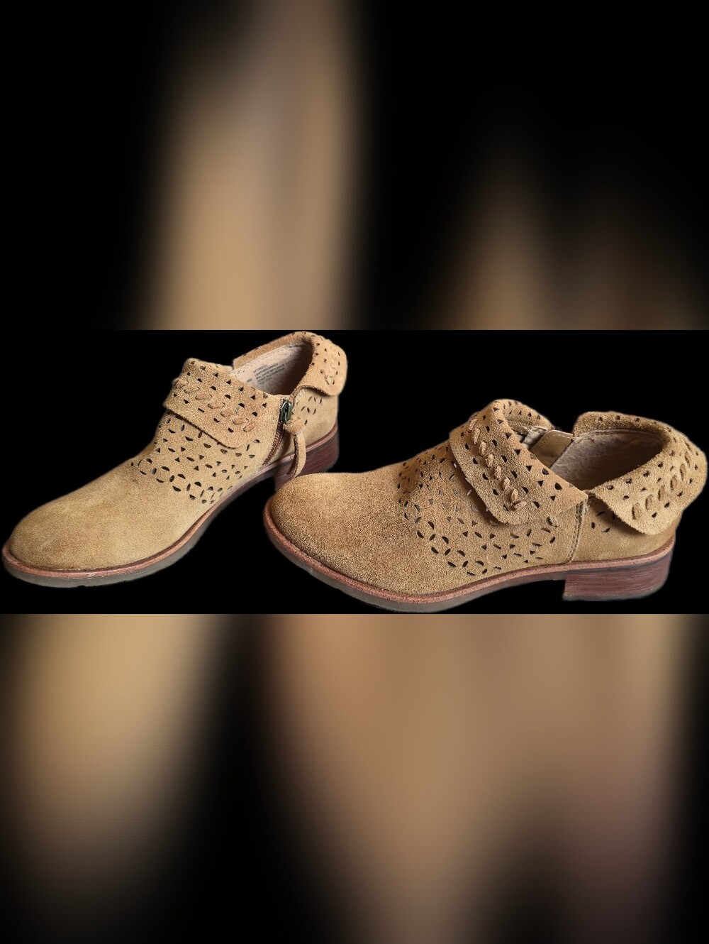 Sofft Bristow Tan Suede Laser Cut Ankle Booties Size 6M - Picture 7 of 16